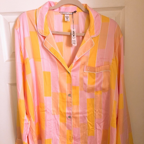 Victoria's Secret Other - BNWT Victoria’s Secret satin PJ pajamas sleepwear